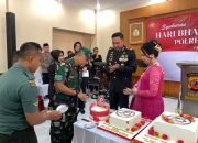 Kejutan di Hari Bhayangkara ke-78: Dandim 0617/Majalengka Bersama Anggota Geruduk Polres Majalengka