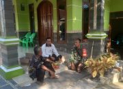 Babinsa Desa Kedongdong Komsos Dengan Aparat Desa