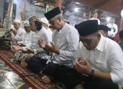 Rangkaian Hari Jadi Cirebon, Pj Wali Kota Salat Ashar Berjamaah dan Ziarah Makam Sunan Gunung Jati