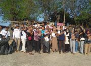 PPK dan PPS Gelar sosialisasi Pilkada, Di Barengi Kegiatan Pemungutan Sampah Di Obyek Wisata Setu Patok