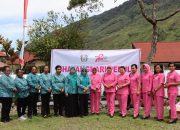 Peduli Kesehatan, Bhayangkari Cabang Puncak Jaya Gelar Audit Stunting dan Bagikan Puluhan Susu Formula serta Sembako
