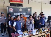 Kapolres Majalengka Gelar Konferensi Pers Ungkap Kasus Produksi Narkotika Jenis Tembakau Sintetis Skala Rumahan