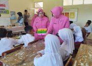Dukung Program Asta Cita, Polsek Majalengka Kota Gelar Makan Bergizi Gratis di SDN Munjul 3