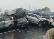 Kecelakaan Beruntun di Tol Cipularang, Puluhan Kendaraan Terlibat