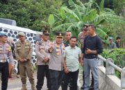 Kapolres Majalengka Cek Jembatan Amblas di Wilayah Sukahaji Kabupaten Majalengka