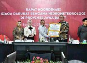 Siaga Darurat Bencana Hidrometeorologi, Kota Cirebon Terima Bantuan Logistik dan Dana Siap Pakai