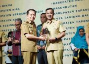 Komisi Informasi Award 2024 Beri Penghargaan Kepada Pemko Tebing Tinggi Untuk Kategori Informatif