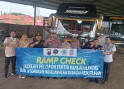 Satlantas Polres Brebes Melaksanakan Kegiatan Ramp Check Serentak dalam Rangka Kesiapan PAM Operasi Lilin Candi 2024 di wilayah Kab Brebes