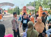 Laksanakan Pemantauan di Objek Wisata Keliling Dunia Majalengka, Petugas Pastikan Keamanan Pengunjung saat Libur Nataru