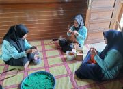 Cerita Usaha Kerajinan Rajut Binaan Bukit Asam (PTBA), dari Hobi Jadi Cuan