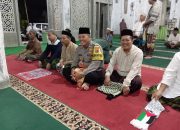 Bhabinkamtibmas Kedung jaya Polsek Kedawung Polres Ciko Ikuti Tarawih Berjamaah, Perkuat Sinergi kamtibmas