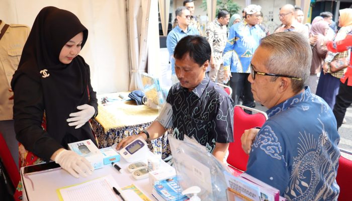 Cirebon Festival 2025 Resmi Dibuka, Wali Kota: Panggung Sinergi Budaya dan Ekonomi Rakyat