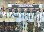 Dandim 0614 / Kota Cirebon dan Ketua Persit KCK Cab XXV Hadiri Upacara HUT ke-598 Kota Cirebon