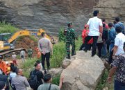 Dandim 0614 / Kota Cirebon Tinjau Lokasi Longsor di Galian C Kedung Jumbleng, Dua Korban dan Satu Truk Tertimbun