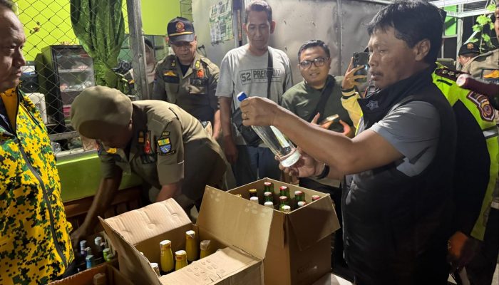 Wali Kota Pimpin Patroli Jam Malam Pelajar dan Razia Miras Secara Edukatif