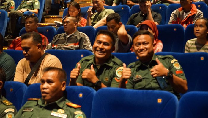 Komandan dan Perwira Staf Serta Anggota Korem 063/SGJ Gelar Nonton Bareng Pra-rilis Film “Believe” di XXI CSB Cirebon