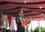 Dandim 0614 / Kota Cirebon Bacakan Teks Pancasila pada Upacara HUT ke-80 RI di Stadion Bima