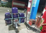 Tertangkap Basah SPBU 44.524.06 Dengan Bebas Melayani Pembelian BBM Jenis Pertalite Menggunakan Jerigen Di Tegal