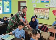 Sertu Haryono Dampingi Penyaluran Makanan Bergizi Gratis di Desa Bondo