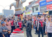 Polresta Cirebon Gelar Pengamanan Kegiatan Arak-arakan Memayu Buyut Trusmi