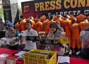 Polresta Cirebon Ringkus Sindikat Penyalahgunaan Solar Subsidi, Gunakan Ratusan Barcode dan Plat Nomor Palsu