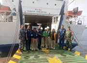 Pengamanan Laut Karimunjawa: TNI Prima Kawal Keberangkatan KMP Siginjai