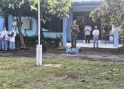 Langkah Tegap di Halaman Sekolah: Babinsa Wedelan Pimpin Upacara Pelajar
