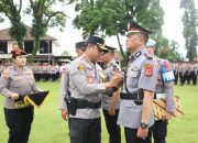 Awali Tahun 2026, Polres Kuningan Gelar Sertijab Kapolsek Kramatmulya dan Anugerah Kenaikan Pangkat bagi 97 Personel