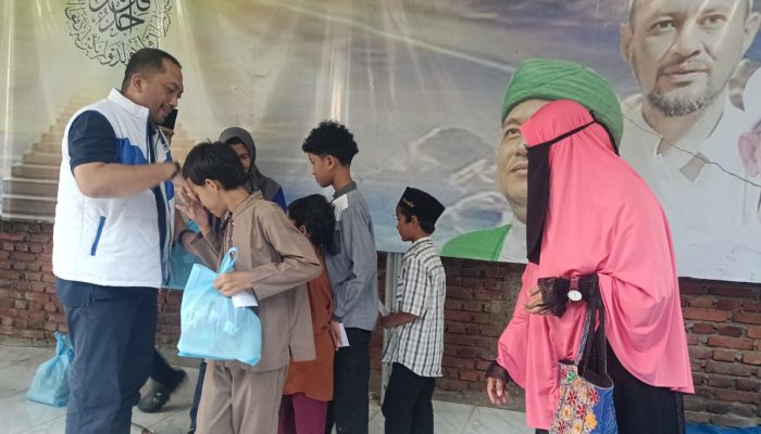 Anggota DPRD Kota Cirebon Anton Oktavianto Serap Aspirasi Warga Harjamukti dalam Reses Masa Persidangan II 2026 dan Santunan Anak Yatim Piatu