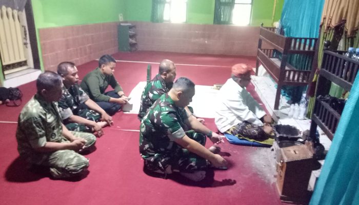 Dandim 0620/Kabupaten Cirebon Bersama Irjenad Ziarah ke Makom Mbah Kuwu Sangkan Pangeran Cakrabuana