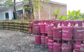 Ditemukan Gudang Yang Dijadikan Markas Penimbunan Gas LPG Dan Penyalahgunaan Segel Tutup Tabung Gas LPG 3 Kilo Gram Milik PT. YUDHISTIRA PUTRA WIJAYA Dari Agen Pekalongan