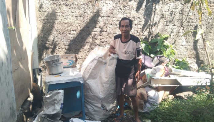 Warga Harjamukti Cirebon Masuk Desil 6 Padahal Tak Punya Penghasilan dan Fasilitas Dasar