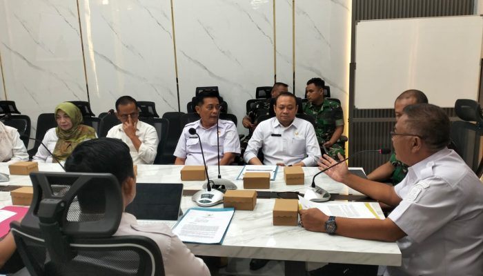 Dandim 0620/Kabupaten Cirebon Hadiri Rapat Percepatan Pembangunan KDKMP di Kantor Bupati