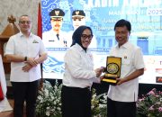 Pengukuhan Kadin Kota Cirebon, Wali Kota Tekankan Kolaborasi Jadi Kunci Pertumbuhan Ekonomi