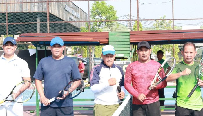 Komandan Kodim 0620/Kabupaten Cirebon Hadiri Eksibisi Eksekutif Tenis Lapangan HUT ke-63 RS Ciremai
