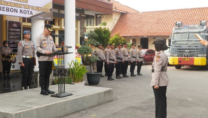 Sertijab Kasat Binmas dan Kenaikan Pangkat Pengabdian Warnai Semangat Pengabdian di Polres Cirebon Kota
