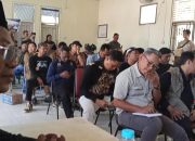 Warga Karangsembung Desak Pemkab Cirebon Segera Perbaiki Jalan Rusak dan Tangani Persoalan Sampah