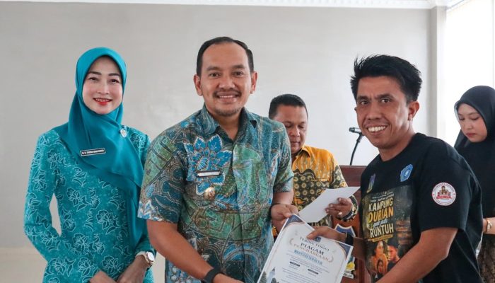 TP PKK Nobar Film Edukatif Kampung Durian Gak Jadi Runtuh, Walikota Tebing Tinggi Apresiasi Atas Pesan Moralitas Membangun Keluarga Harmonis