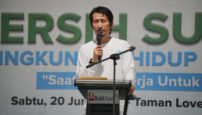 PTBA Gelar Susur Sungai, Angkut 1,56 Ton Sampah dari Sungai Enim