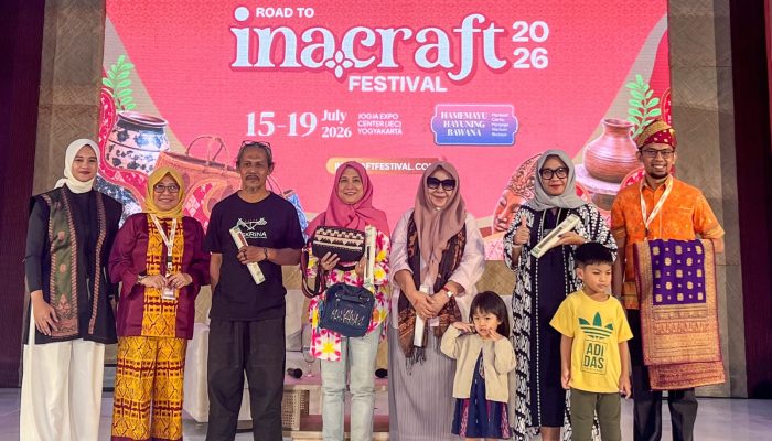 PTBA Perkuat Daya Saing UMKM Binaan Lewat Partisipasi di INACRAFT Festival 2026