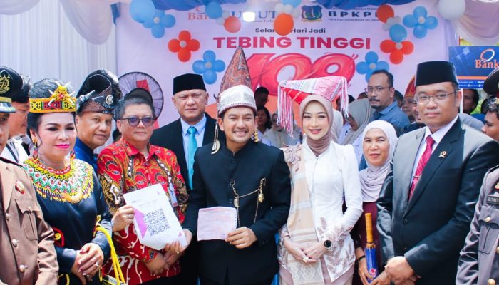 HUT Ke-109 Kota Tebing Tinggi : Walikota Paparkan Capaian Strategis Dalam Paripurna DPRD Hingga Penyerahan Bantuan Pertanian di Halaman Balai Kota