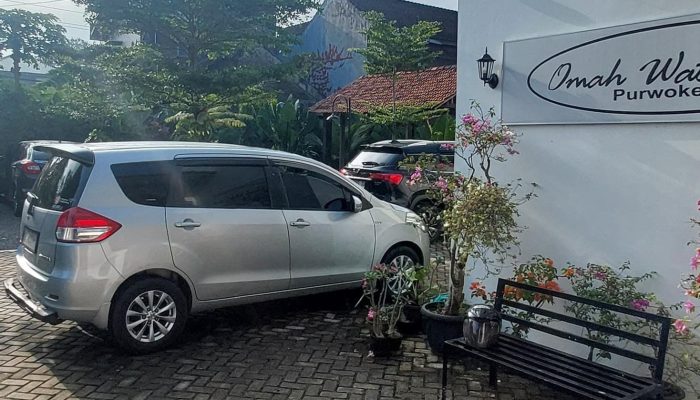 Mobil R3 Di Kejar 8 Mata Elang-Dept Collector Sepanjang Jalan Pantura Dari Pemalang Hingga Tegal Oknum Anggota Polisi Polres Tegal Kota Diduga Beckingi Leasing