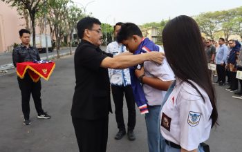 Sekda Lepas Kontingen Basket SMAN 1 Kota Cirebon Berlaga di DBL West Java 2026
