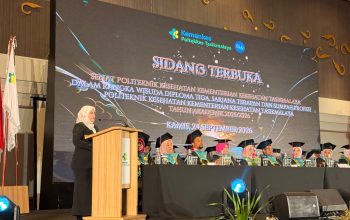 Hadiri Wisuda Poltekkes Kemenkes Tasikmalaya, Wakil Wali Kota Tekankan Pelayanan Kesehatan yang Berintegritas