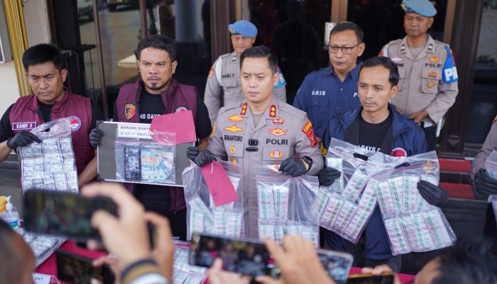 9.700 butir OKT kami amankan. Ini bukan sekadar angka, tetapi upaya menyelamatkan generasi muda Cirebon dari penyalahgunaan obat keras
