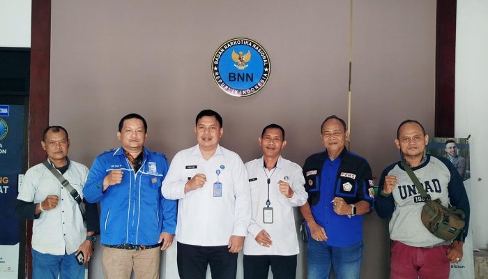 Media Sidik Kriminal Bersama AWNI Jabar dan BAMAGNAS Silaturahmi ke BNN Kota Cirebon